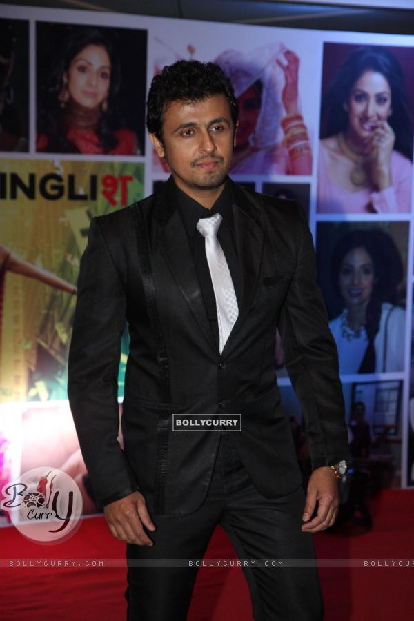 Sonu Nigam at Sahara Pariwar Bash For Padma Shri Sridevi