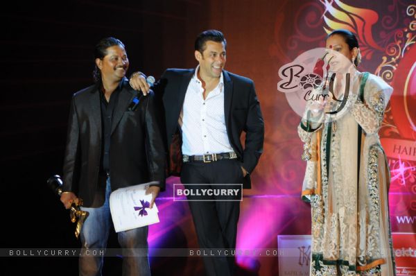 Raju Nag and Salman Khan at Bharat and Dorris Hair and Makeup Awards