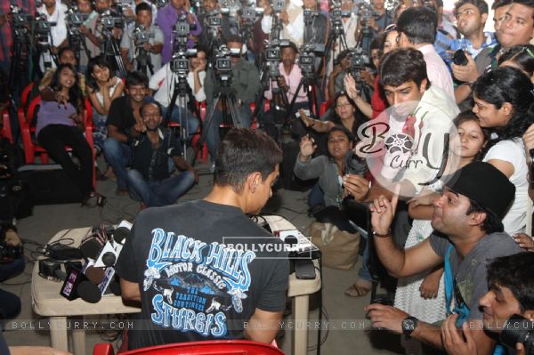 Aamir Khan interacts with the media on competing 25 glorious years