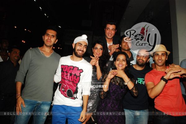 Fukrey team at Fukra Party celebrating success of 2nd division students (282362)
