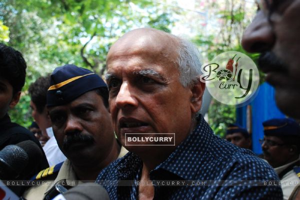 Mahesh Bhatt Visits Jia Khan's Residence at Juhu