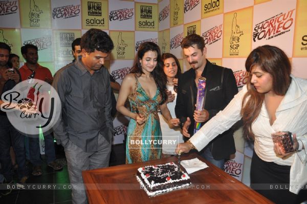 Neil, Ameesha Patel & Susi Ganesh at Amisha Patel Birthday Party and Film Shortcut Romeo promotion (283116)