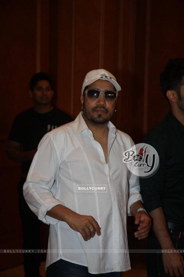 Mika Singh attend condolence meet of Priyanka Chopra's father Ashok Chopra