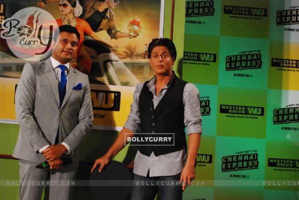 Shahrukh Khan during the promotion of film Chennai Express (290063)