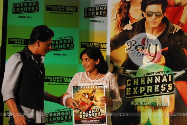 Shahrukh Khan during the promotion of film Chennai Express (290066)