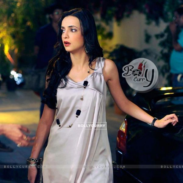 Sanaya in Welcome - Baazi Mehman Nawazi