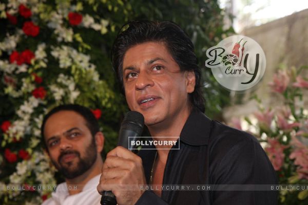 Shahrukh Khan with Rohit Shetty celebrating Eid Al-Fitr