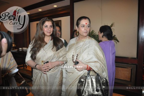 Dimple Kapadia and Poonam Sinha at the Unveiling of the Statue of Rajesh Khanna