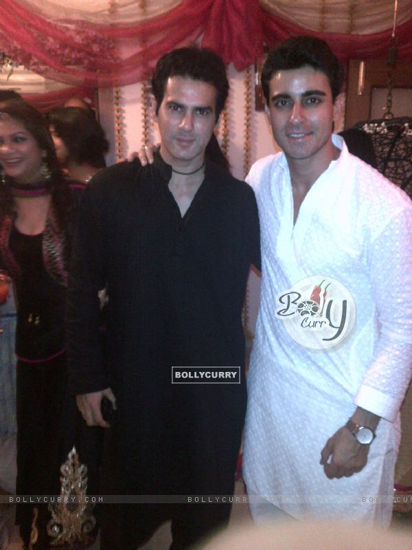 Amit Verma with Gautam Rode at Nikhil And Suhana Sinha's post Eid party