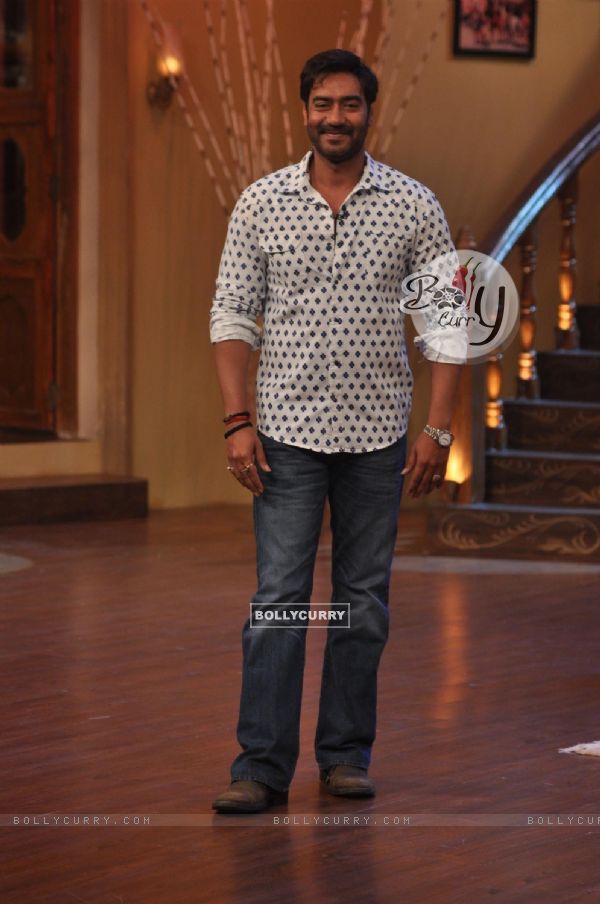 Ajay Devgn at Satyagraha's  Promotion on Comedy Nights with Kapil (292069)