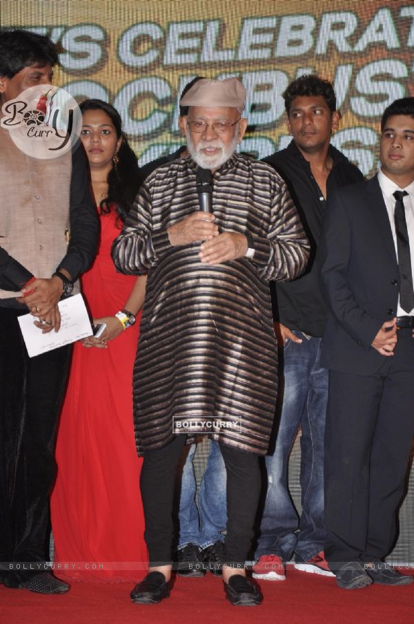 Lekh Tandon shares his experiences of working with King Khan in Chennai Express (292797)