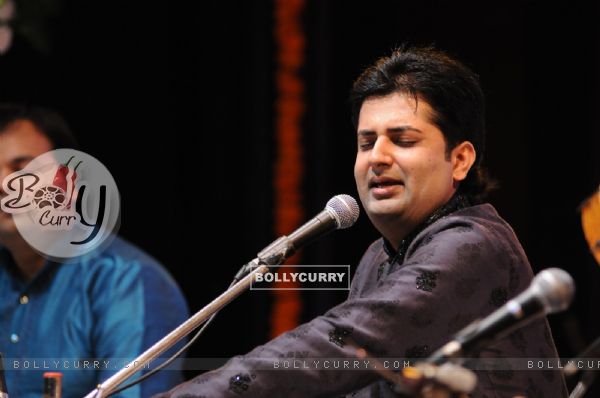 Sumeet Tappoo performs at the release the album