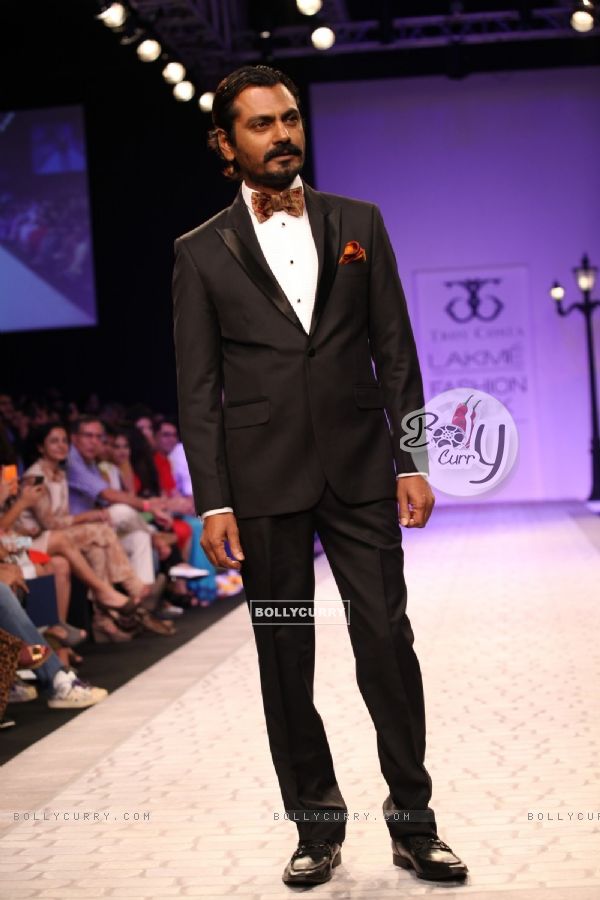 Nawazuddin Siddiqui in a Troy Costa outfit at LAKME FASHION WEEK 2013