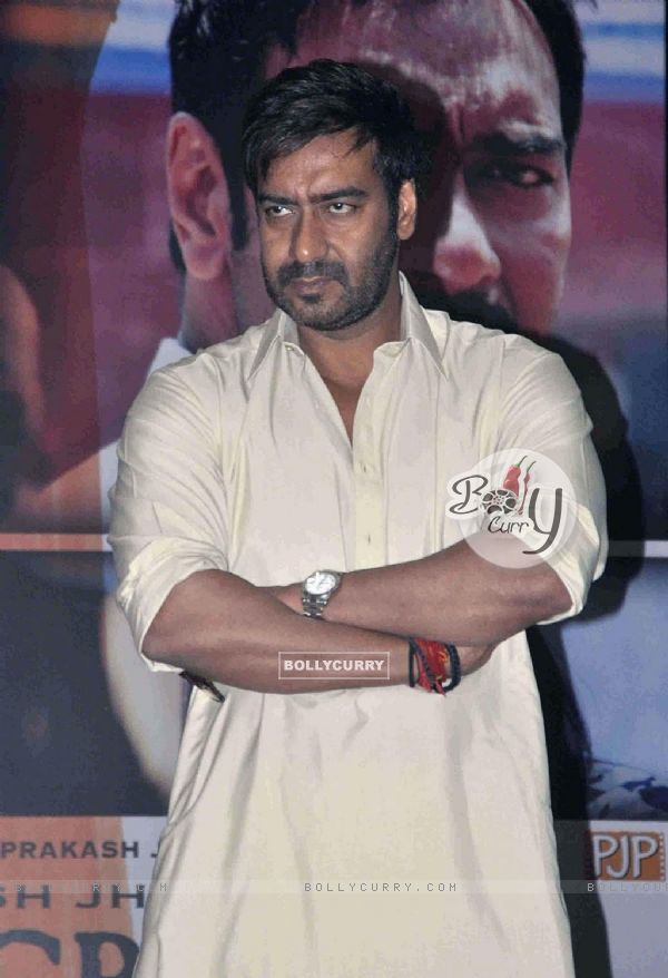 Ajay Devgn at Satyagraha movie team during the promotion (293260)
