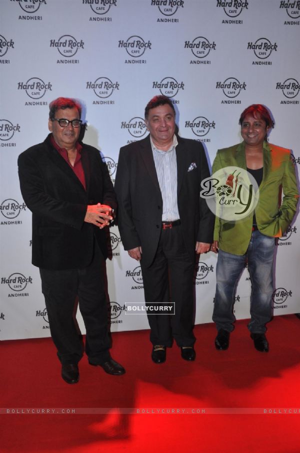 Subhas Ghai, Rishi Kapoor and Sukhwinder Singh at the Hard Rock Cafe Launch in Andheri