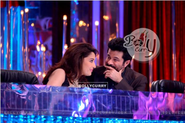 Anil Kapoor in a chat with Madhuri Dixit