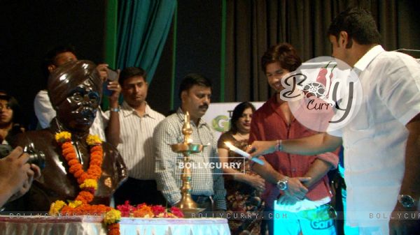 Shahid Kapoor during the launch of Times Green Ganesha Campaign (294903)