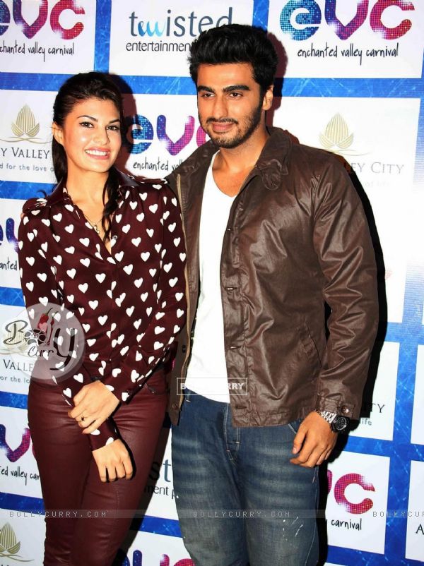 Jacqueline Fernandes and Arjun Kapoor at the Launch of Enchanted Valley Carnival 2013