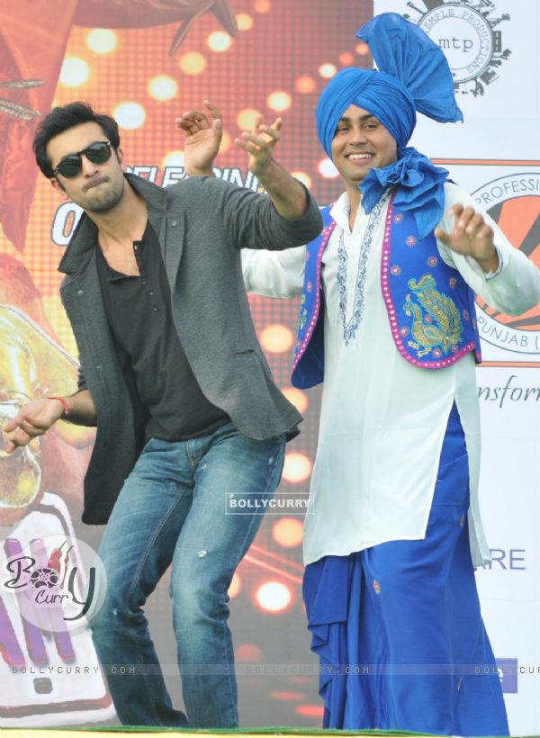 Ranbir Kapoor performs at the Promotion of his film Besharam