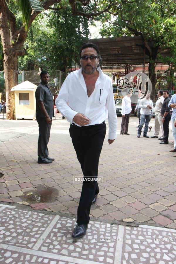 Jackie Shroff was at the prayer meet of Madhuri Dixit's father