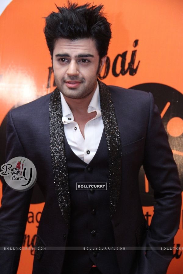 Manish Paul was speading his (Mickey)virus at the closing ceremony of the 4th Jagran Film Festival