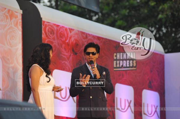 Shahrukh Khan at the LUX Chennai Express Contest Event (300291)
