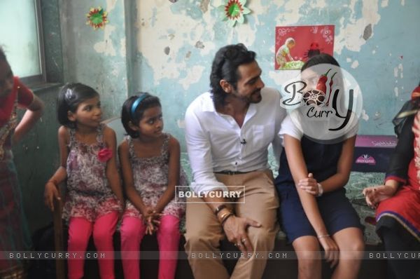 Arjun Rampal celebrates Diwali with project 'Crayon'