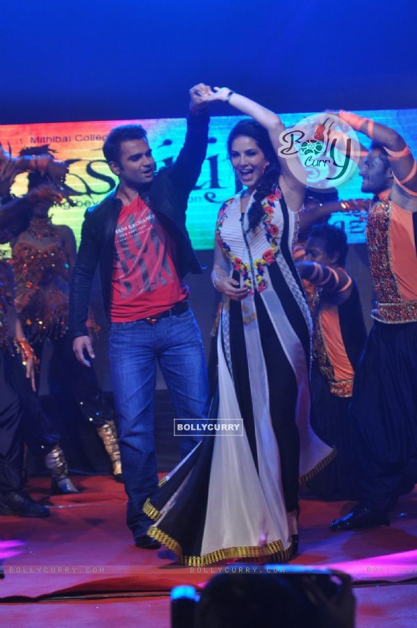 Sachin Joshi and Sunny Leone perform at the Music Launch of Jackpot