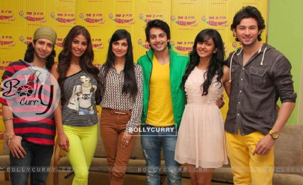 Promotion of Yaariyan at Radio Mirchi (305814)