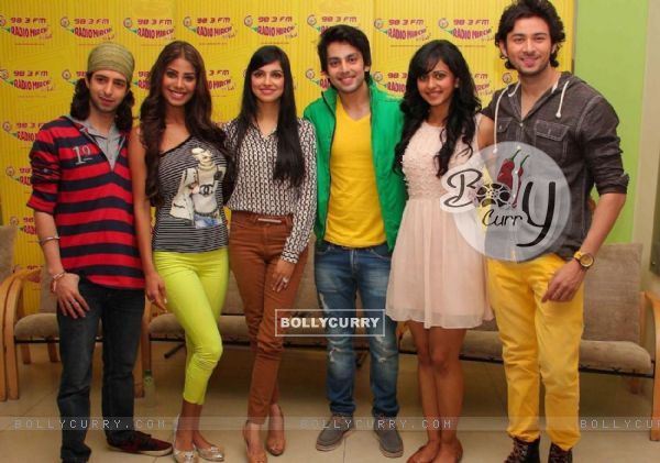 Promotion of Yaariyan at Radio Mirchi