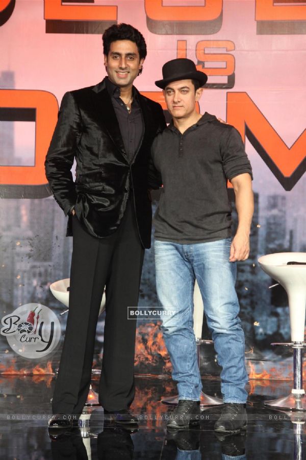 Abhishek and Aamir at Dhoom 3 Press Conference