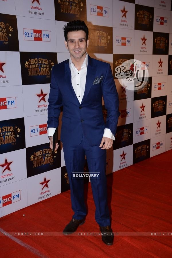 Girish Kumar was at the 4th BIG Star Entertainment Awards