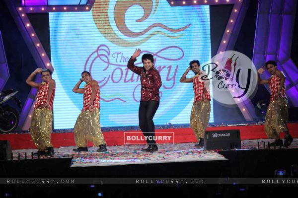 Krushna Abhishek performs at the New Year celebrations at Country Club