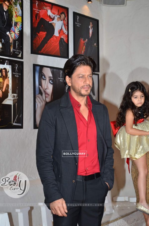 Shah Rukh Khan at Dabboo Ratnani's 2014 Calendar launch