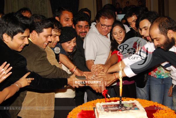 Rajan Shahi's get together for Aur Pyar Ho Gaya