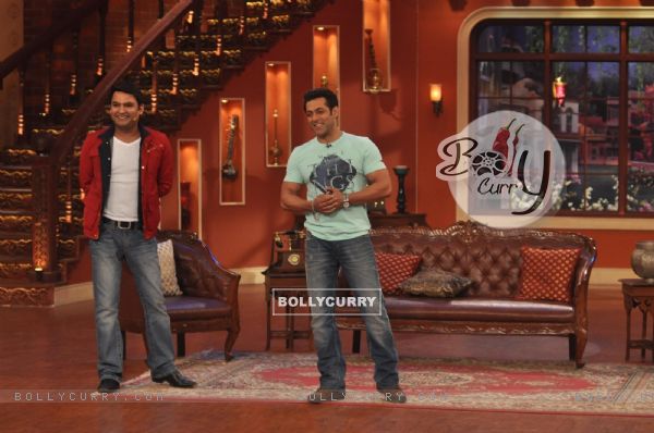 Salman Khan during Jai Ho Promptions on Comedy Night With Kapil (308763)
