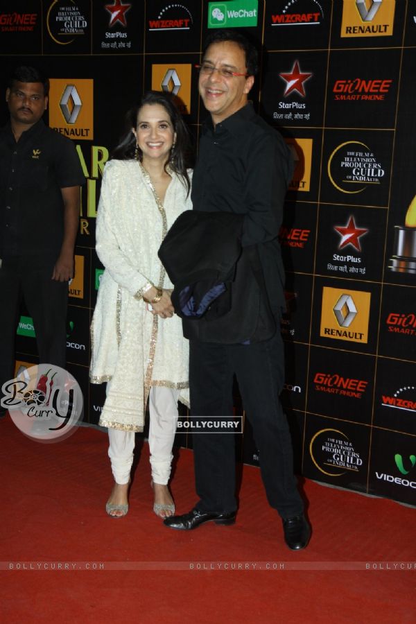 Vidhu Vinod Chopra and Anupama Chopra were at the 9th Star Guild Awards