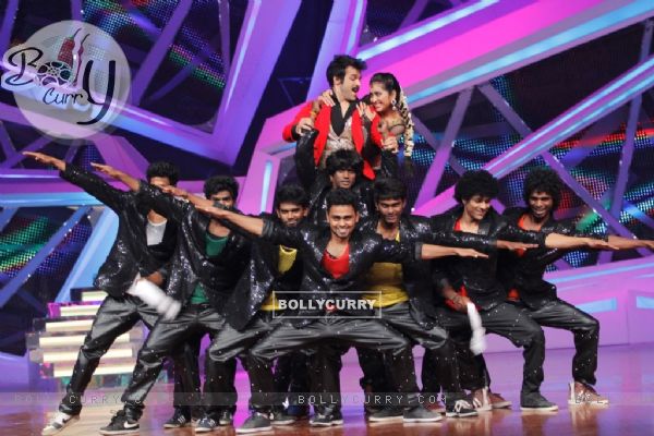 Rithvik and Asha perform On Nach Baliye 6