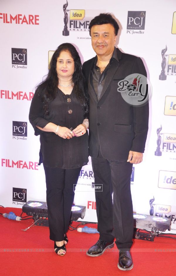 Anu Malik and his wife were seen at the 59th Idea Filmfare Awards 2013
