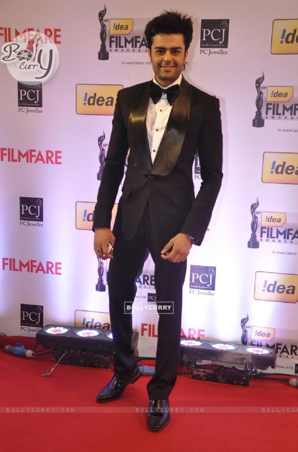 Manish Paul was seen at the 59th Idea Filmfare Awards 2013
