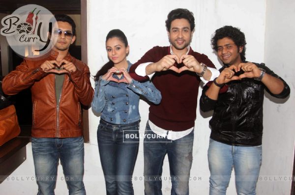 Heartless team performs live at Media Shashtra