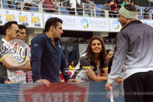 Salman Khan, Huma Qureshi and Sohail Khan were at the CCL Dubai match