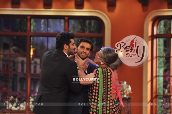 Arjun Kapoor and Ali Asgar tug onto Ranveer Singh to give him a kiss