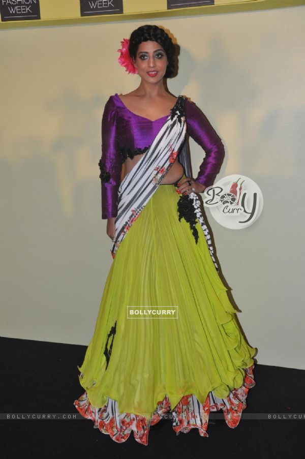 Mahie Gill was at the Press conference of LFW 2014