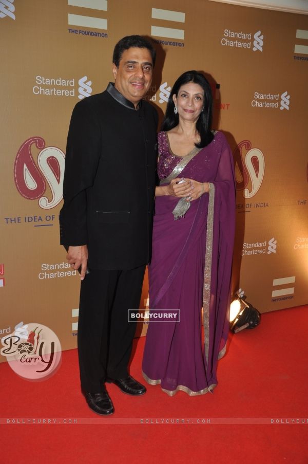 Ronnie Screwvala with his wife at The Foundation Celebrates 'The Idea Of India'