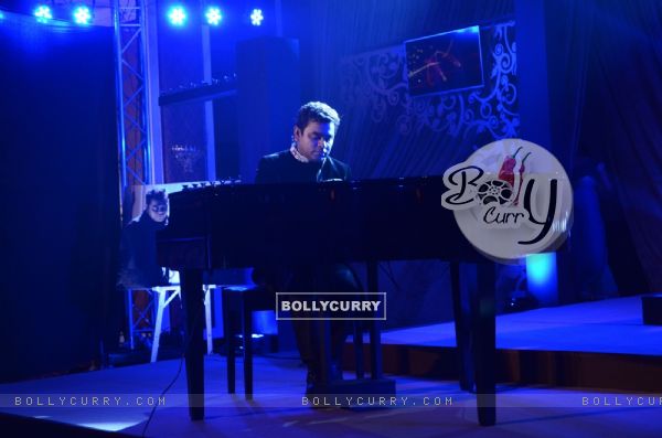 A.R. Rahman performs at the launch of his new Album 'Raunaq'