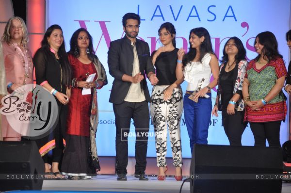 Promotion of Youngistaan at Lavasa Woman Drives Awards 2014 (315191)