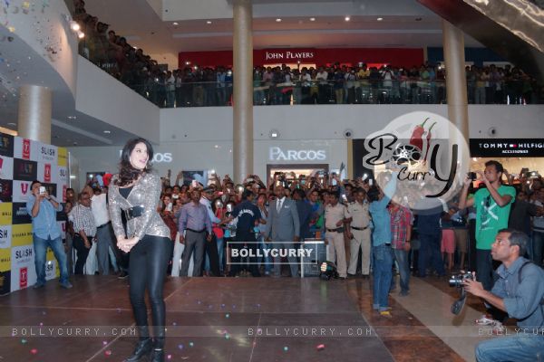 Sunny Leone performs at the promotions of 'Ragini MMS 2' at Viviana Mall Thane
