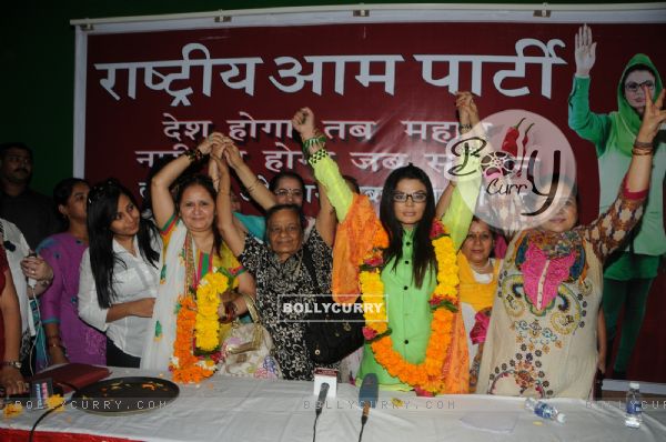 Rakhi Sawant announces her political party 'Rashtriya Aam Party'
