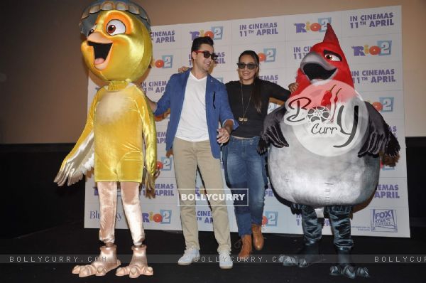 Imran and Sonakshi at the Trailer launch of film Rio 2 with the characters